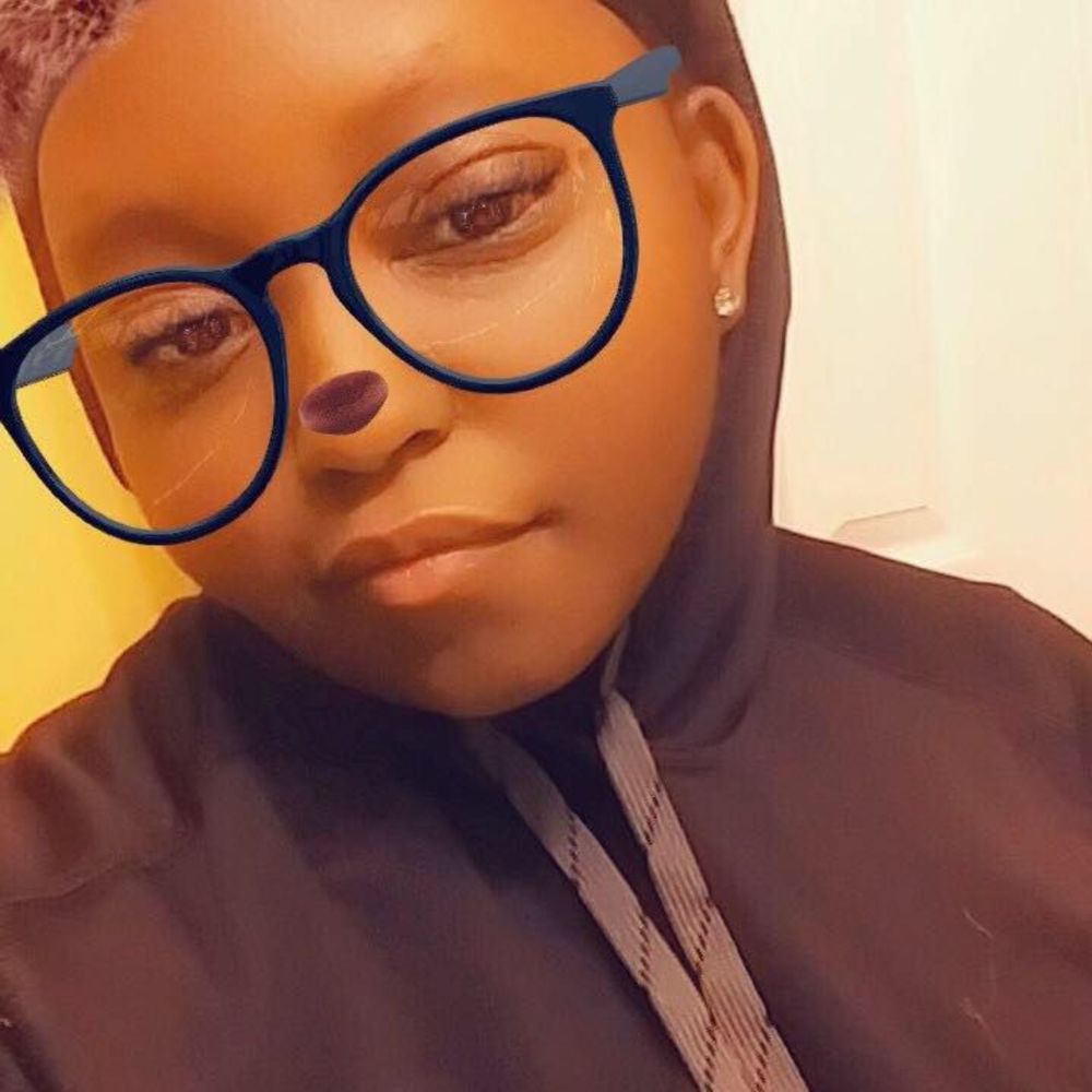 Meet your Posher, Kendra